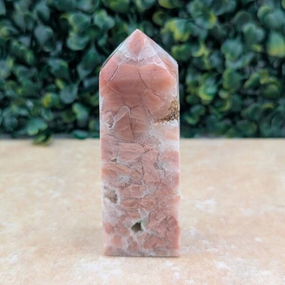 Pink Petal agate cotton candy agate tower quartz  crystal druzy girly witch - Picture 1 of 6